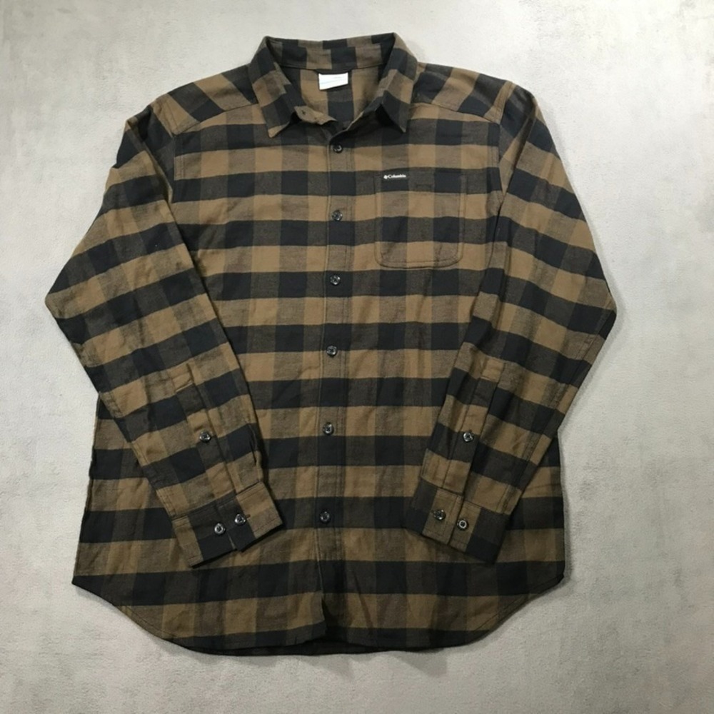 Columbia Plaid Flannel Shirt Men's Medium Brown Black Buffalo Plaid Long Sleeve